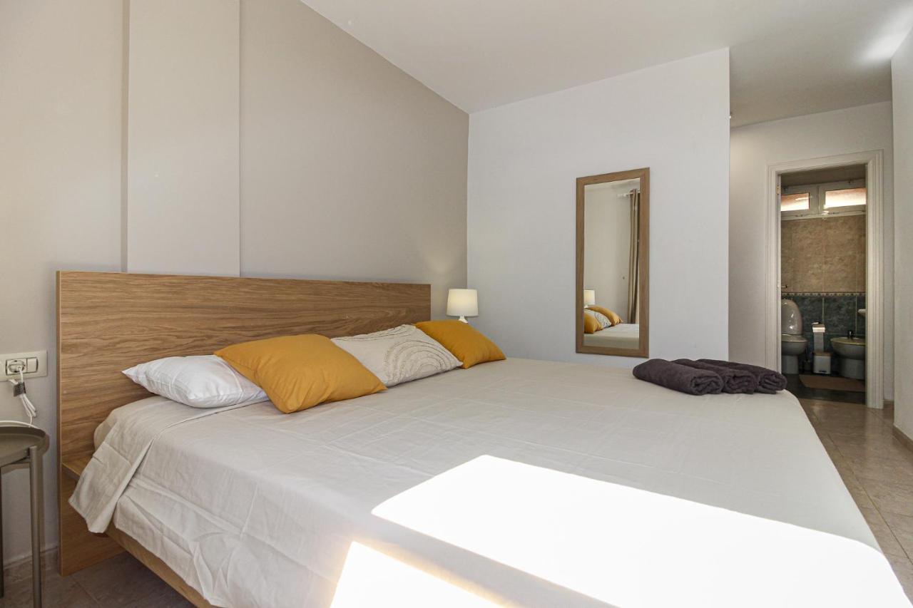 Bonito Apartamento De Diseño 2 Dormitorios, 2 Baños Con Terraza En Winter Gardens Apartamento