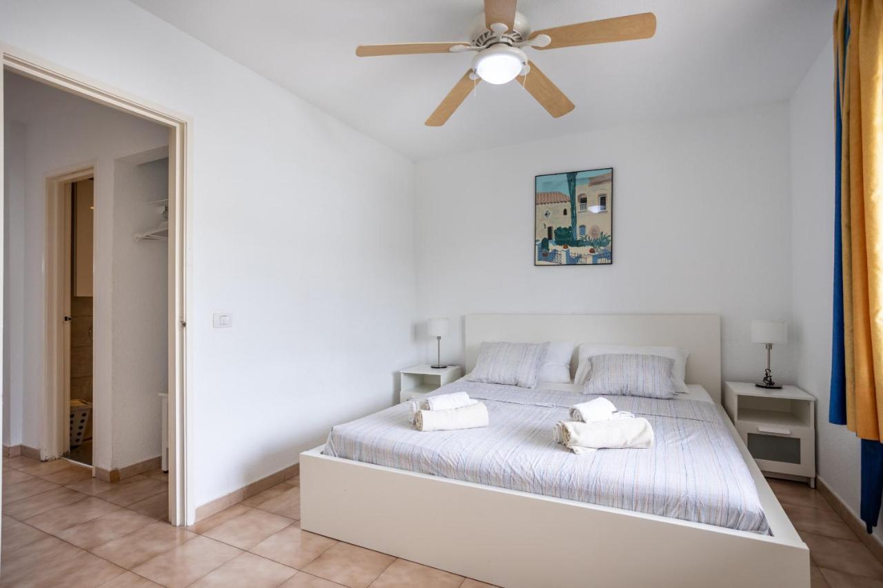 Castle Harbour Matthew's Flat Cristianos By Lovetenerife Apartment *