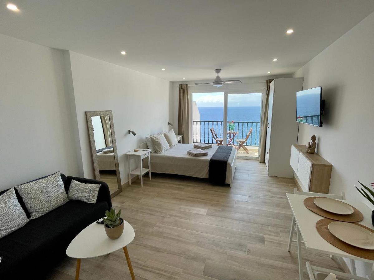 Amazing Sea Views From Cozy Studio. *