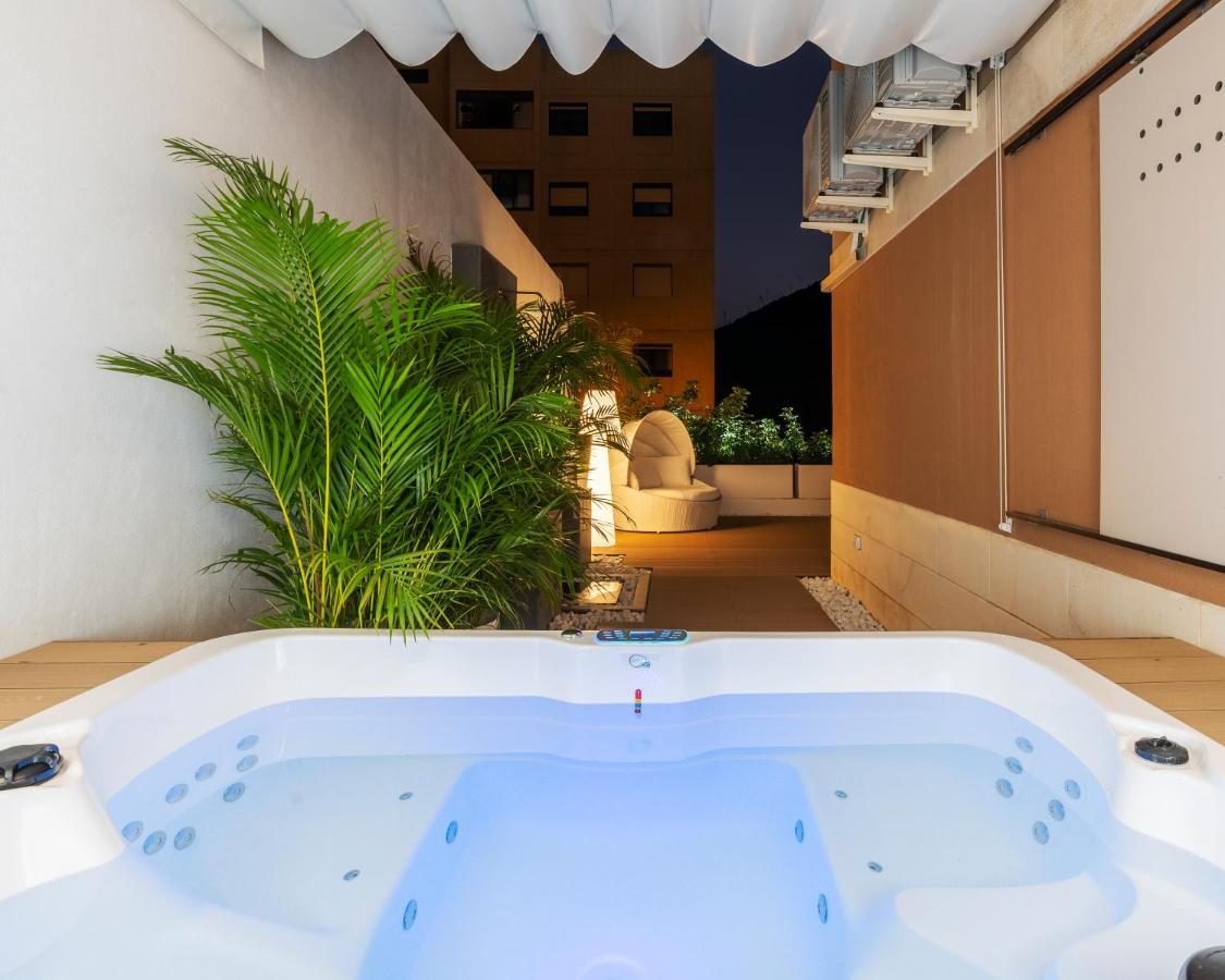 The Terraces Luxury Penthouses, 1d * Santa Cruz de Tenerife