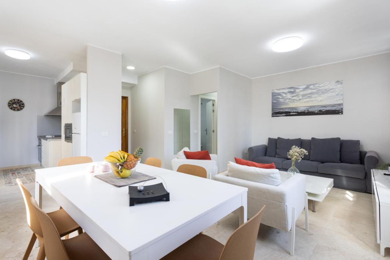 Home2book Cruz Skyline Comfy Apartment *