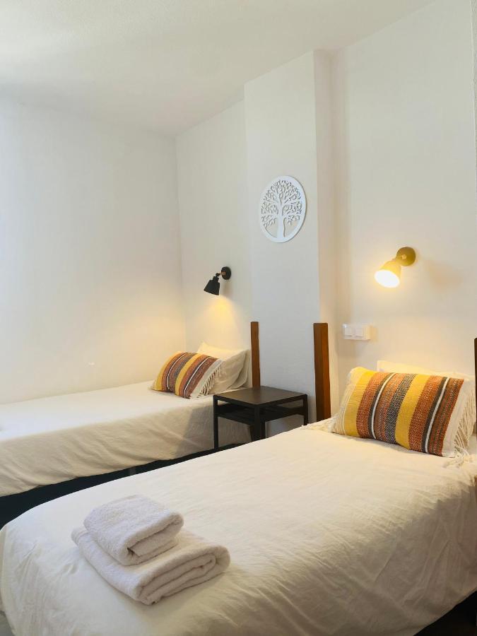 Paradise Holidays 2 Bedrooms & Sea View, Tenerife Appartement *