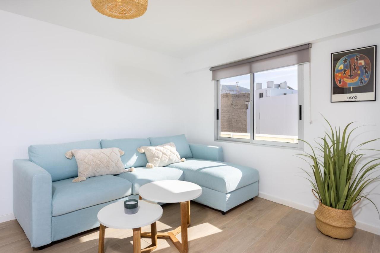 Home2book Beachfront Design&views Cristianos *