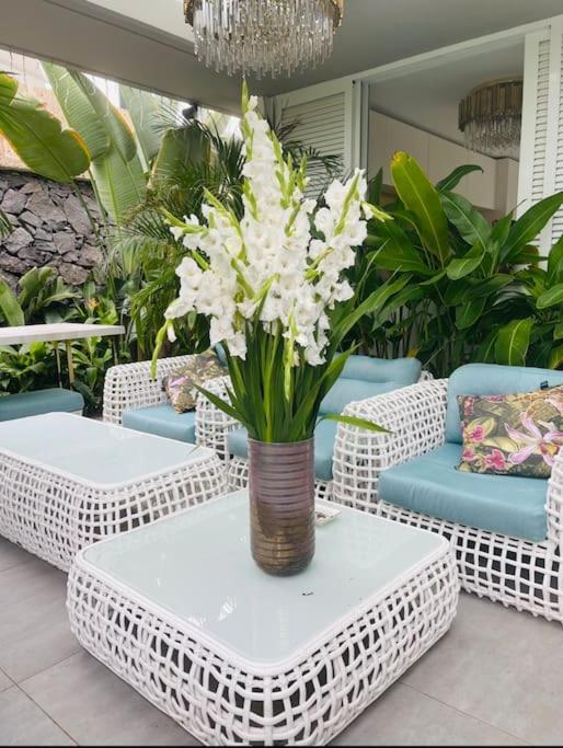Tropical Villa