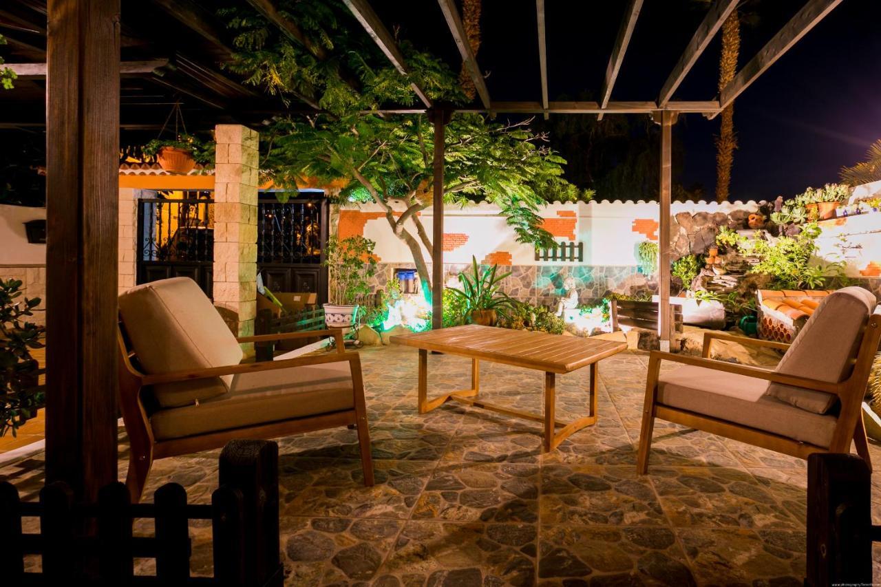 Villa True Canarian 6 Bedrooms With Hot Tub *