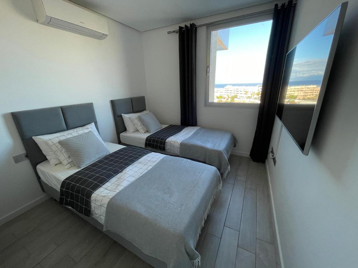 Ocean Garden Sunset - Heated Swimming Pool Free Wifi Apartment *