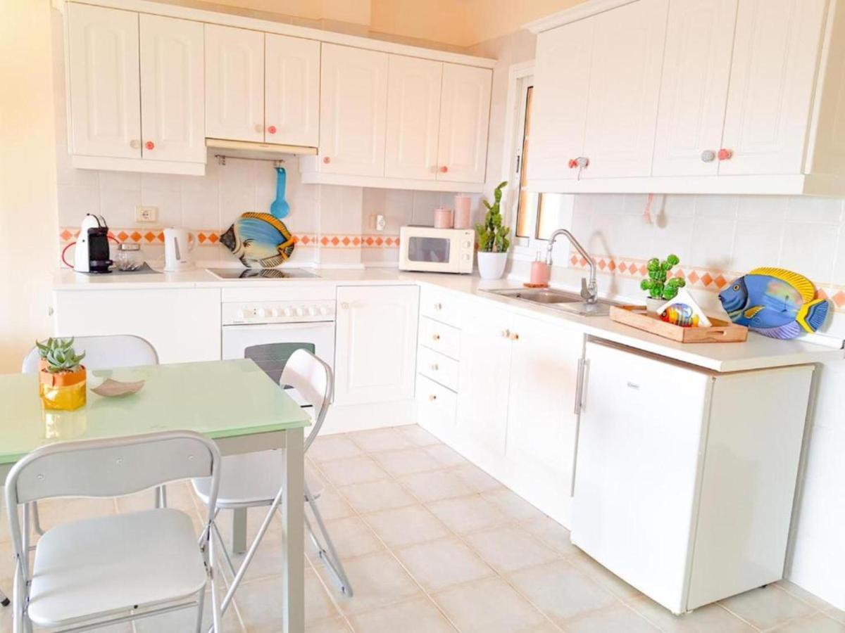 Apartamento Lovely In Tenerife South *