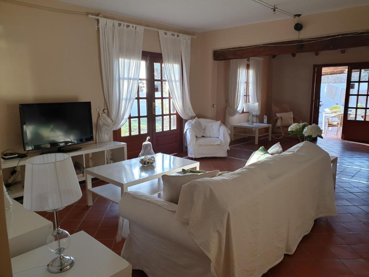 Villa Cap Ferret, Garden, Private Pool, Sea Views, Costa Adeje