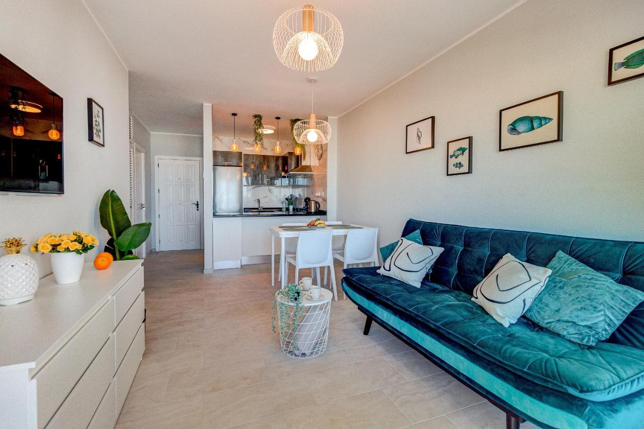 Paradise View Family By Altamarhomes *