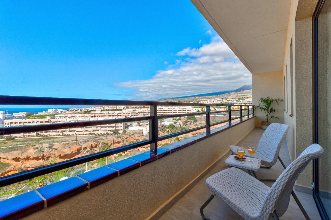 Paradise View Family By Altamarhomes