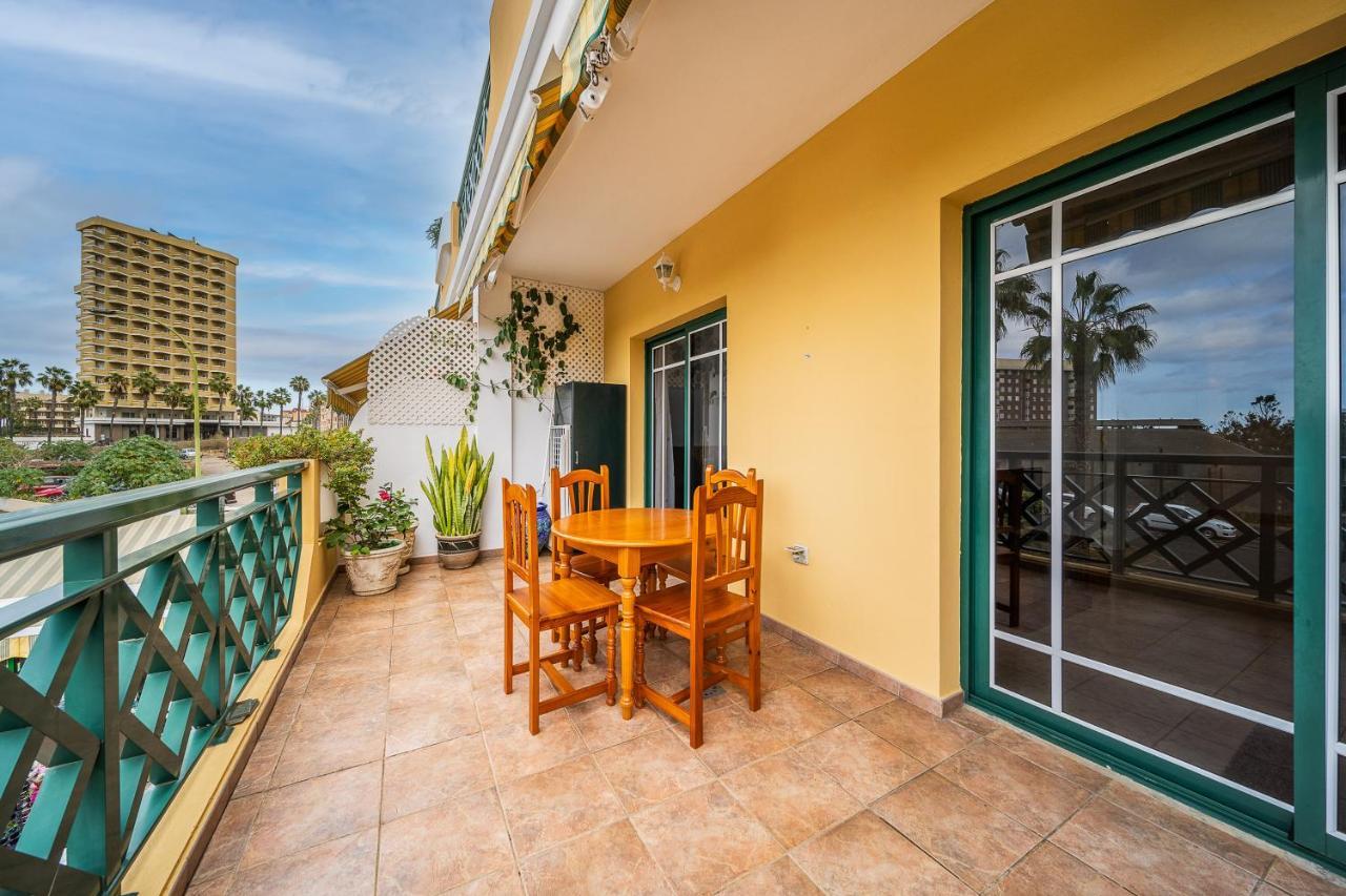 Apartment Costa Paradise: Lovely Near The *