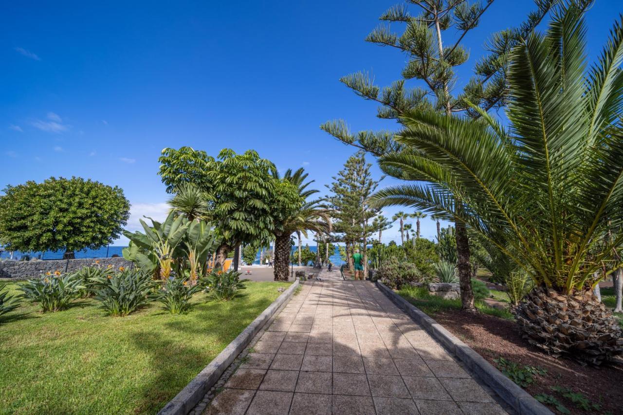 Apartment Costa Paradise: Lovely Near The *