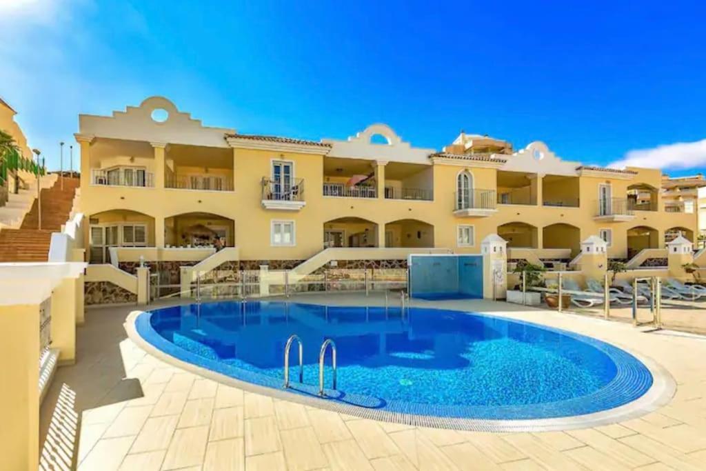 Apartment La Caleta Comfortable 3