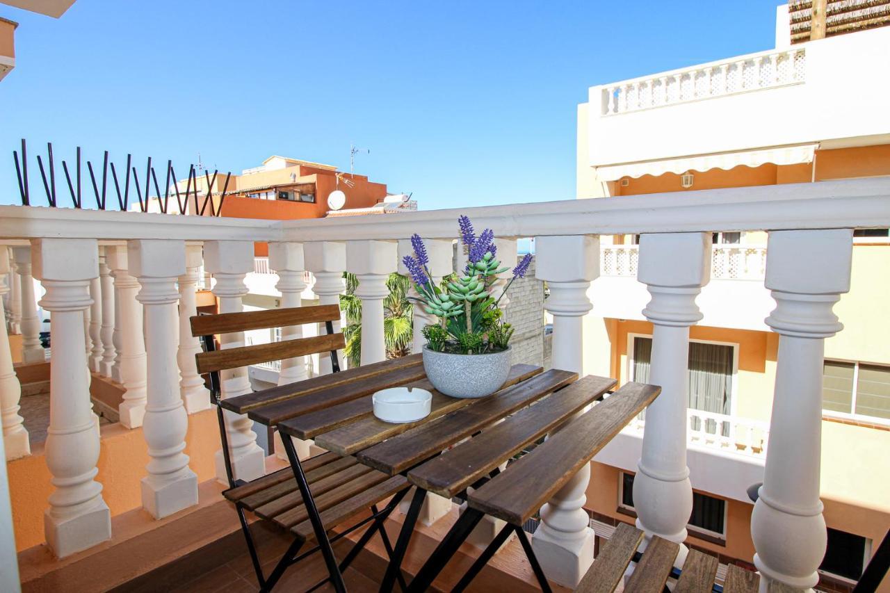 Beautiful Renovated With Air Conditioning Just Steps From The Sea In * Playa de San Juan (Tenerife)