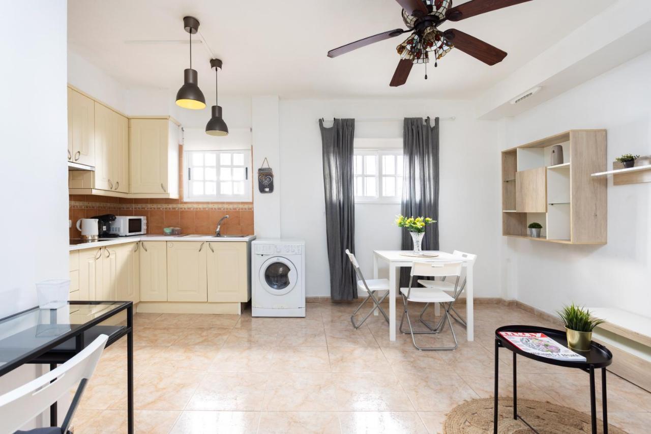 Costa Apartment