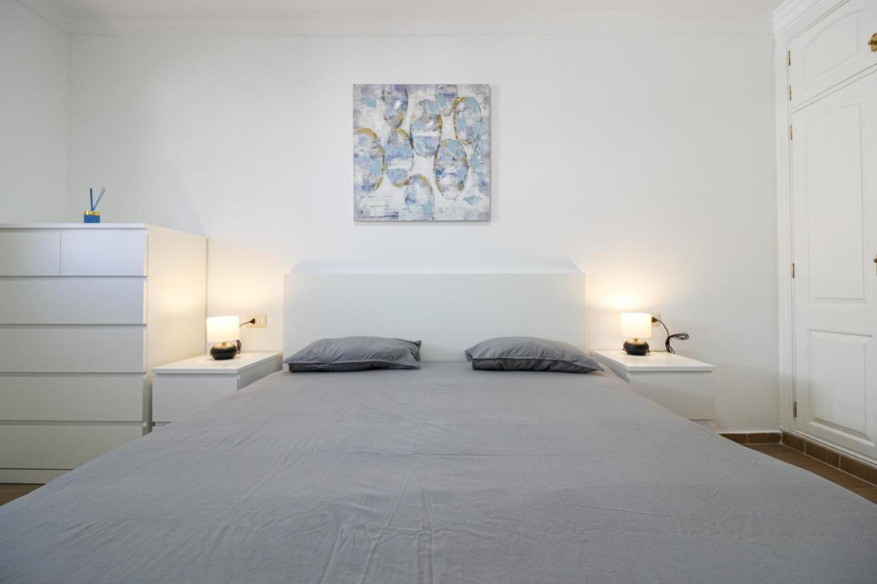 Appartement Beautiful Renovated With Air Conditioning Just Steps From The Sea In Playa de San Juan (Tenerife)