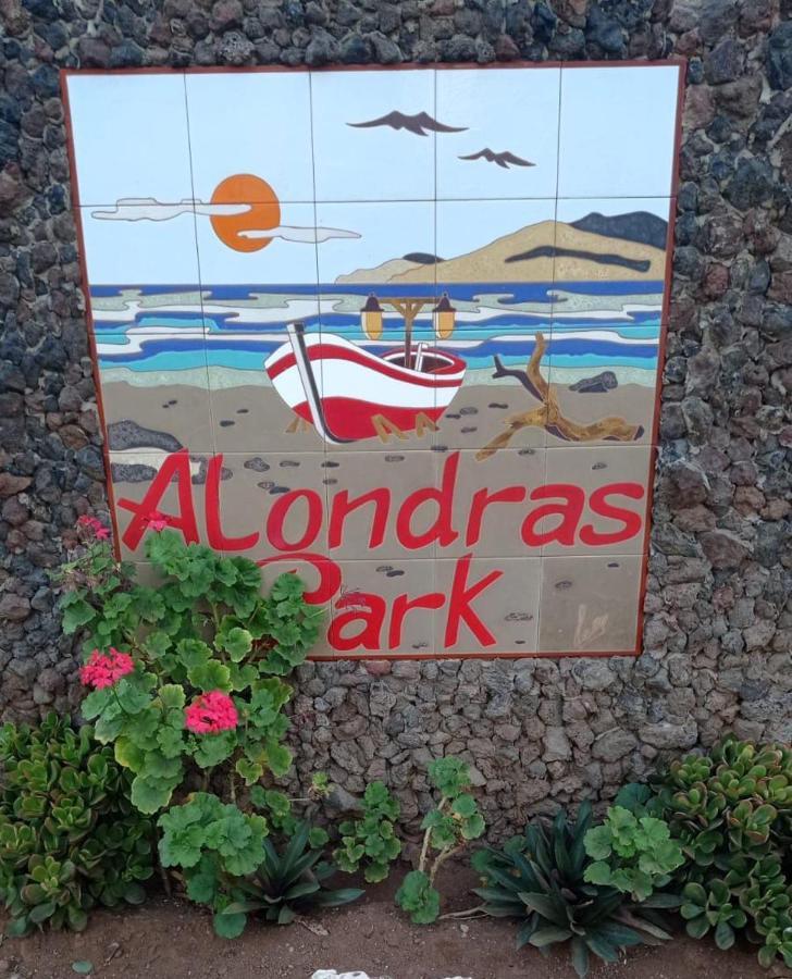Alondras Park Mialsoma Apartment *