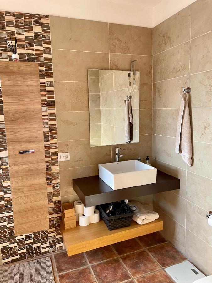 Villa Consuelo - Quiet Location Close To