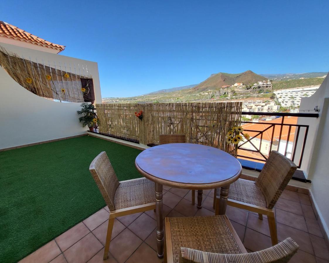 Exclusive Penthouse In Downtown Cristianos *