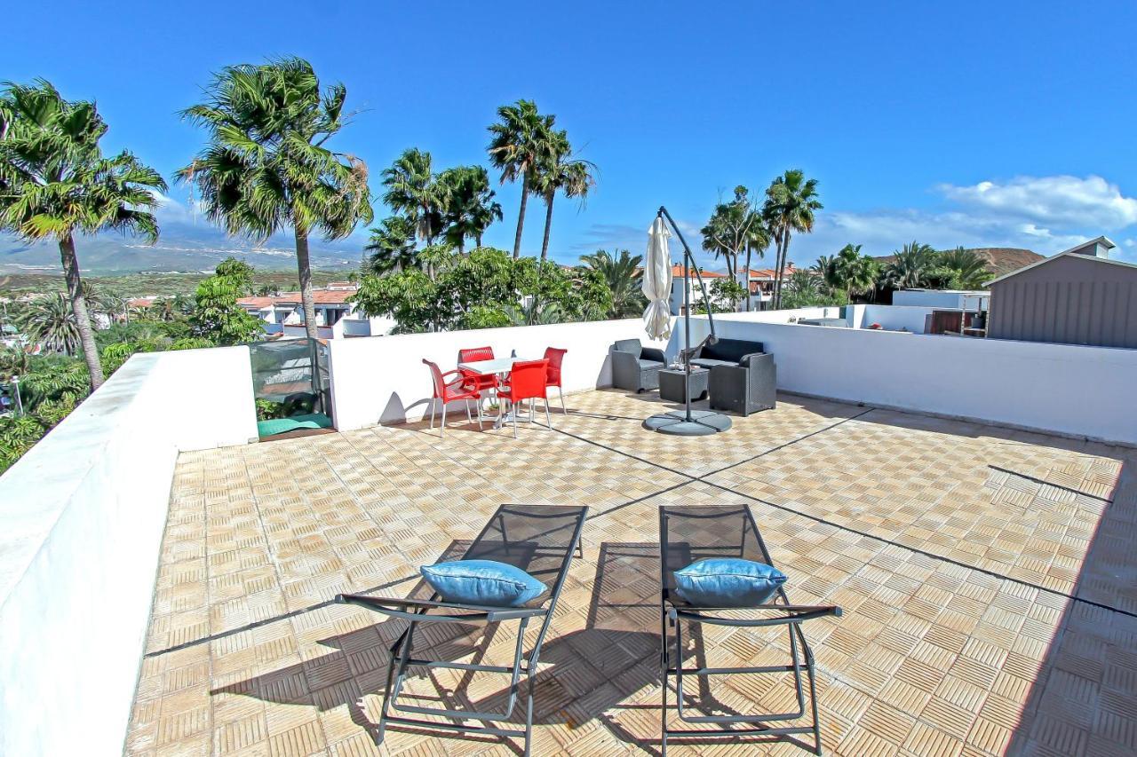 2 Bedroom Flat With Big Pools And Big Terrace Parque Don Jose, 313 Сasa de vacaciones