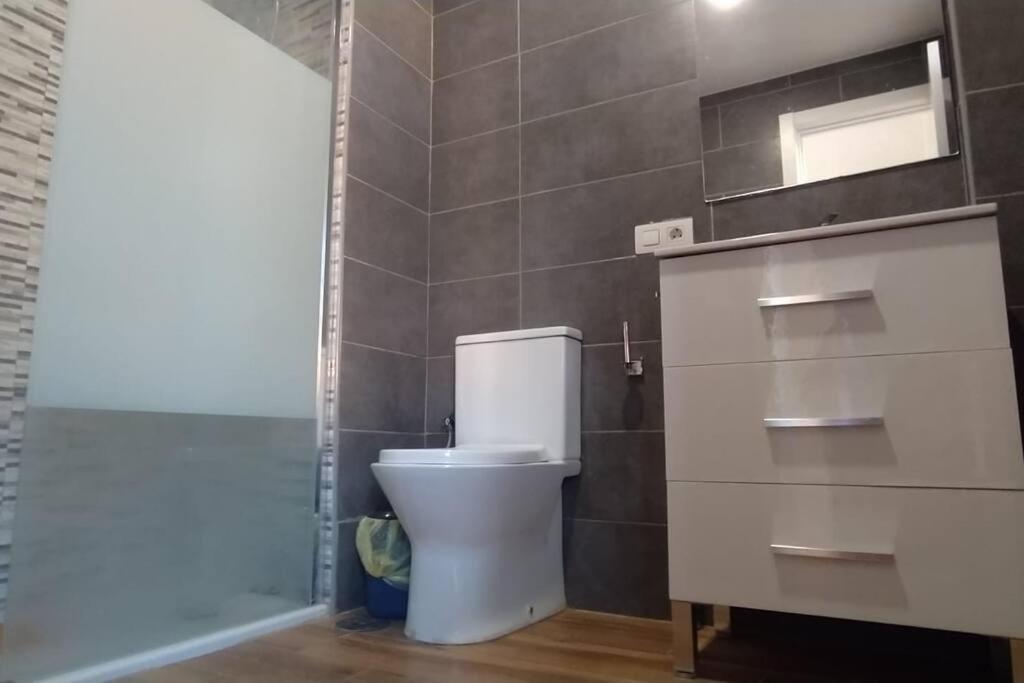 Comodoro Cristianos 301a Apartamento *