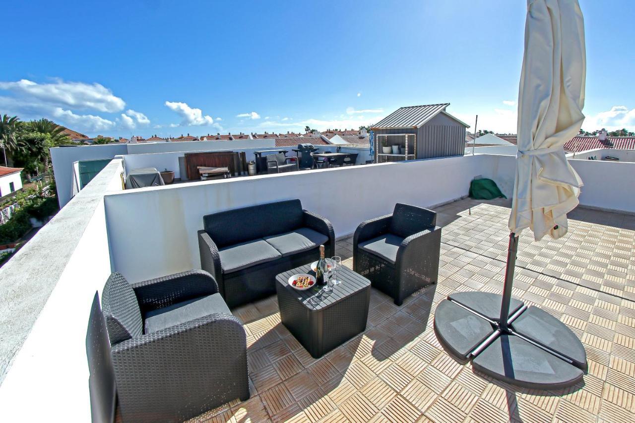2 Bedroom Flat With Big Pools And Big Terrace Parque Don Jose, 313 Сasa de vacaciones Costa del Silencio