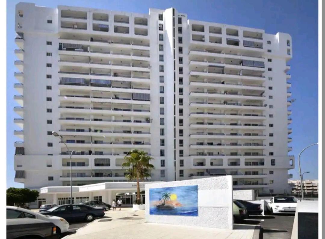 Sunset, Ocean Views 214 Apartment