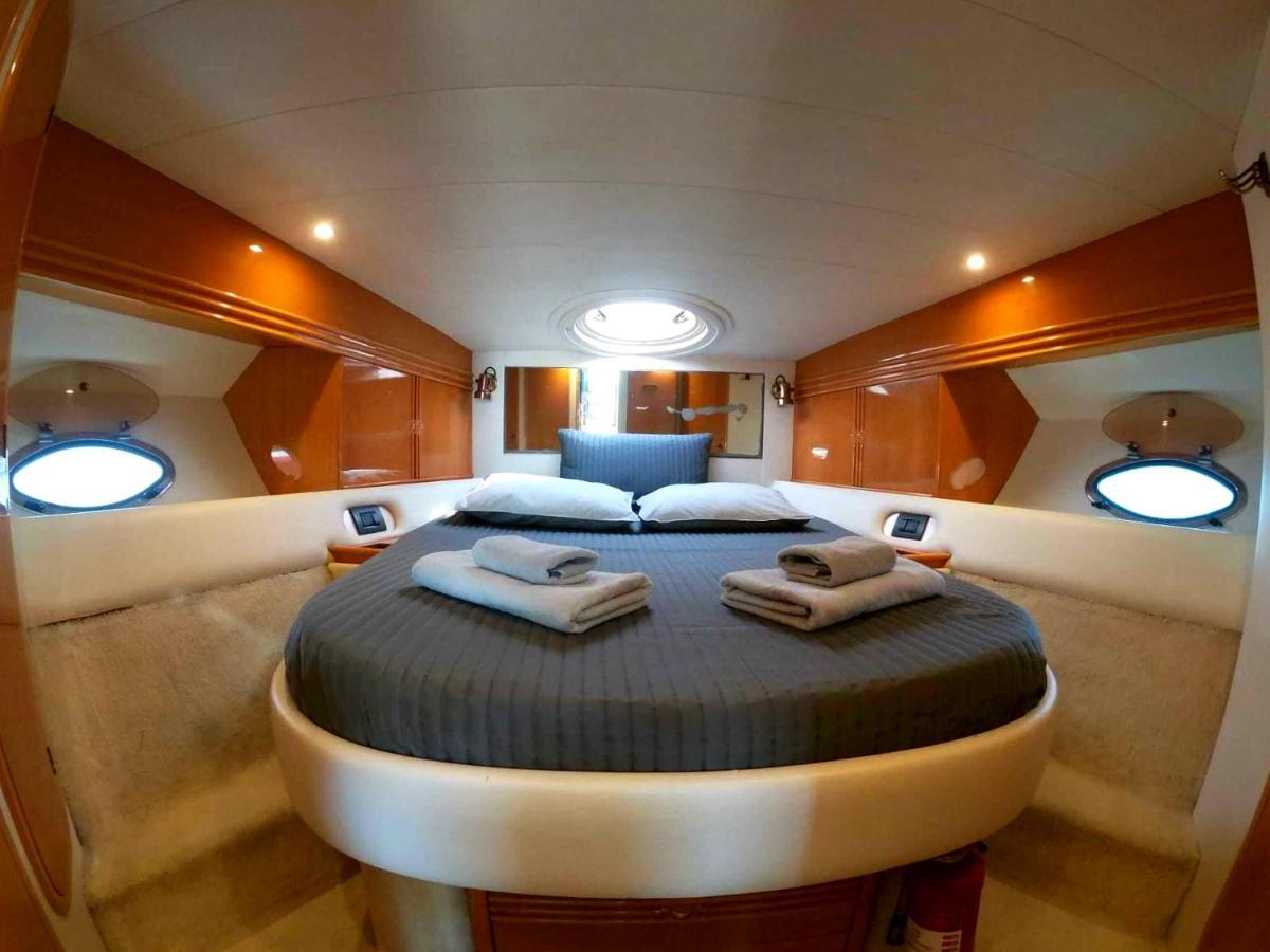 Luxury Yacht Kamikara *