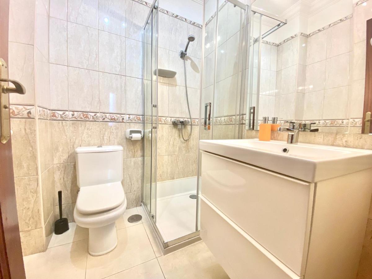 Number 5 At The Marina, Tenerife Apartment *