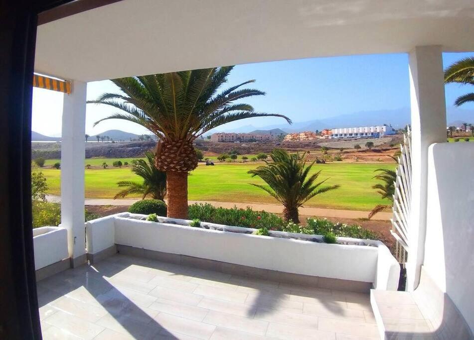 Apartamento Vista Golf Piscina Comunitaria Sc733 *