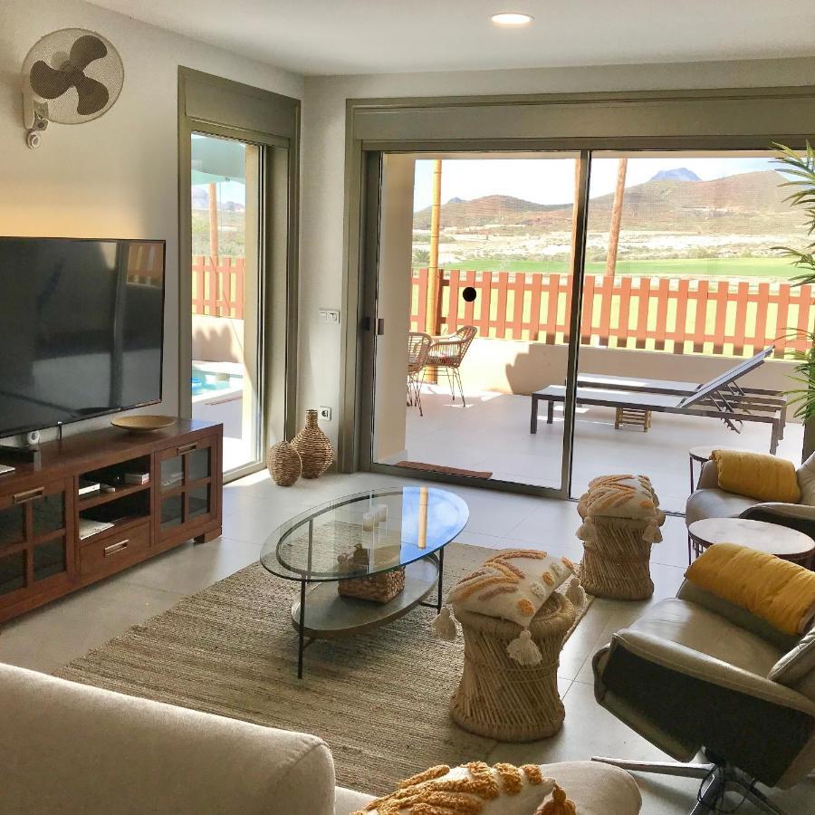 Villa Golf Tenerife South: Mountain View With Heated Pool And Accessible Amenities *
