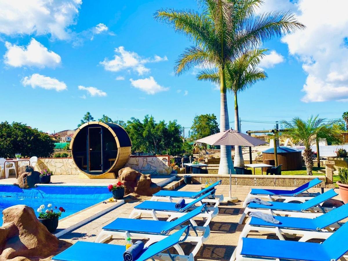 Сasa de vacaciones Bernegal Maday Hot Tub Climatizado Piscina Y Jardin Buzanada