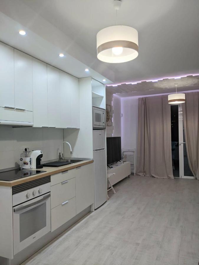 Jacuzzi Suite, Sueno De Pakito