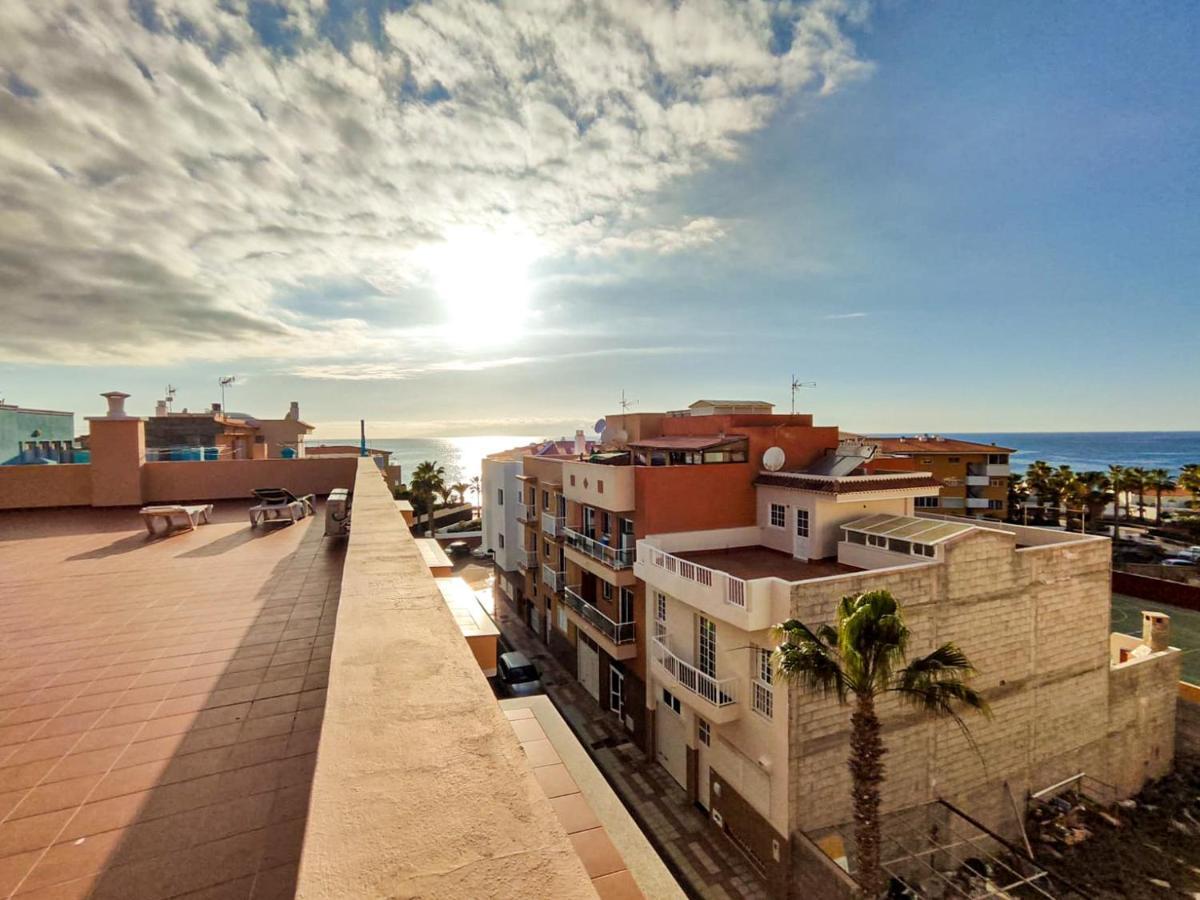 Appartement Beautiful Renovated With Air Conditioning Just Steps From The Sea In Playa de San Juan (Tenerife)