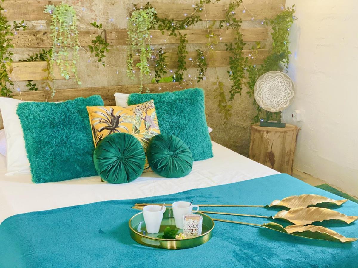 Hébergement de vacances Amani Con Jacuzzi Piscina Y Naturaleza Buzanada