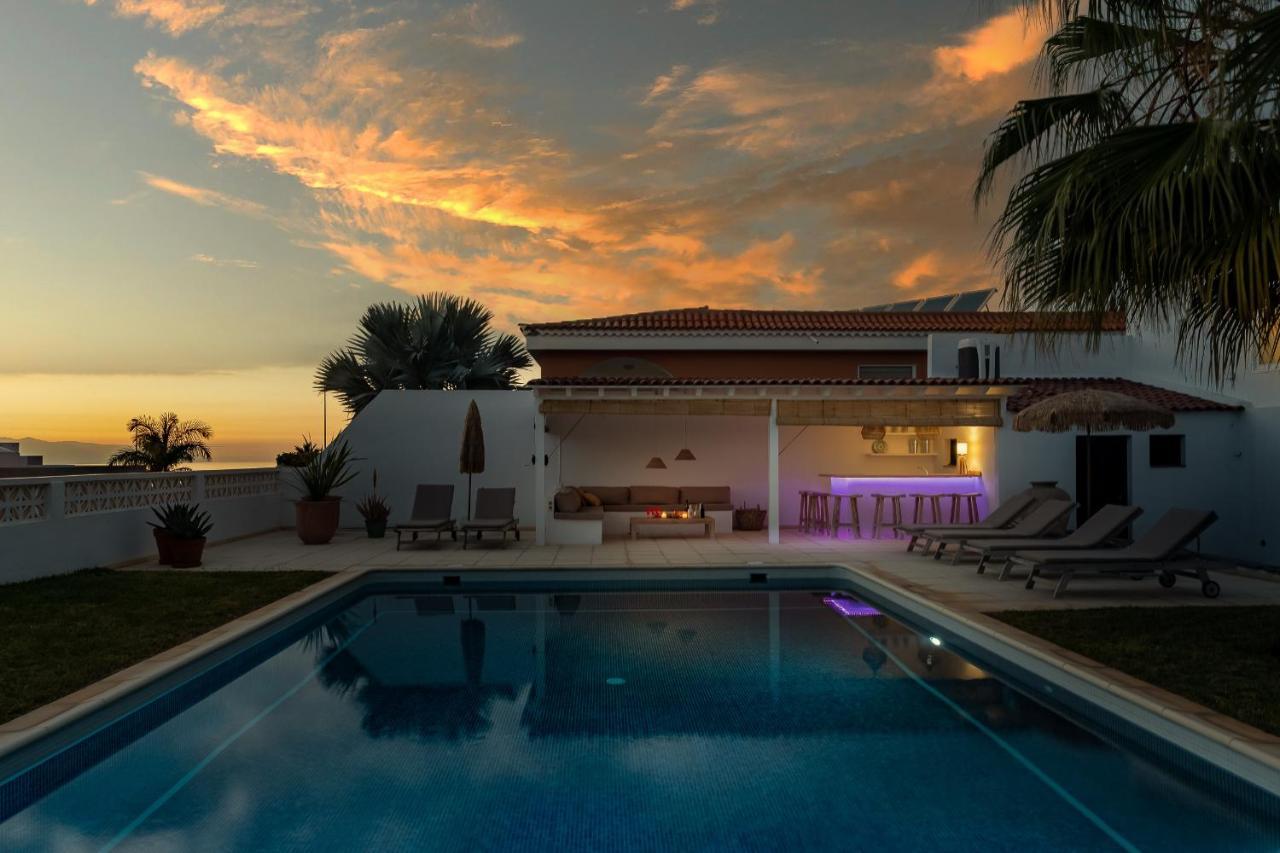 Charming With Private And Heated Pool Villa Costa Adeje (Tenerife)