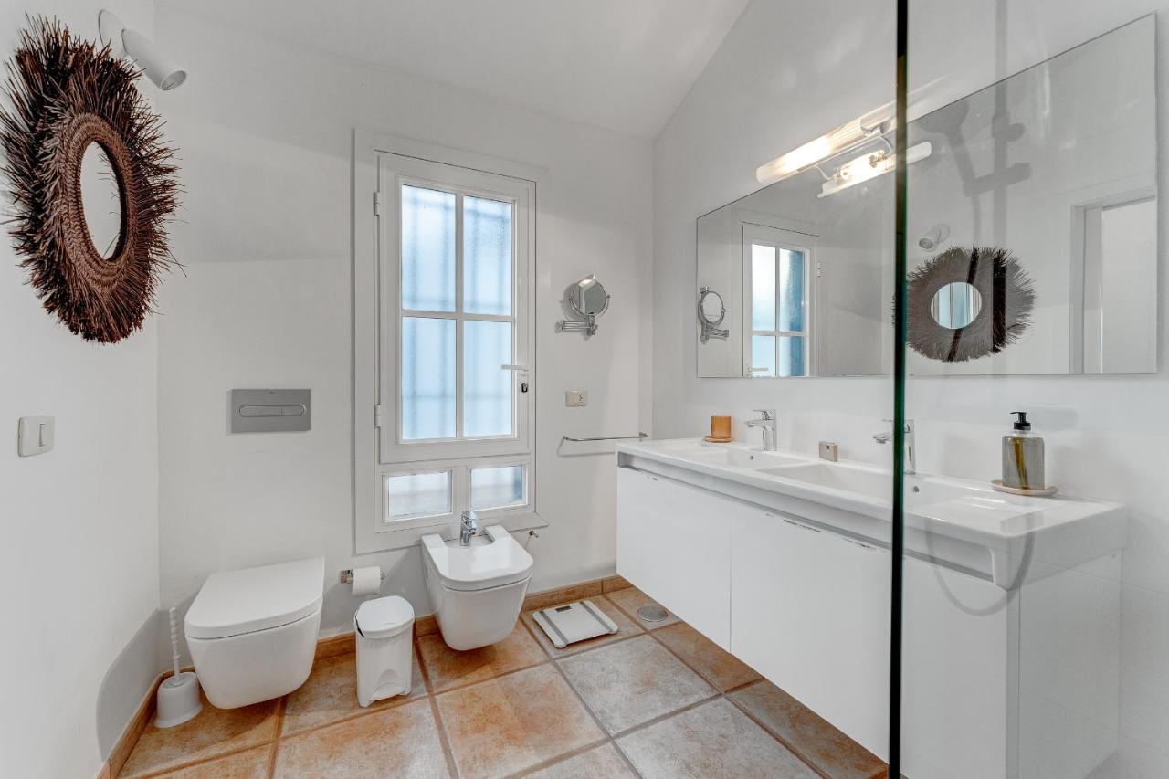 Charming With Private And Heated Pool Villa *