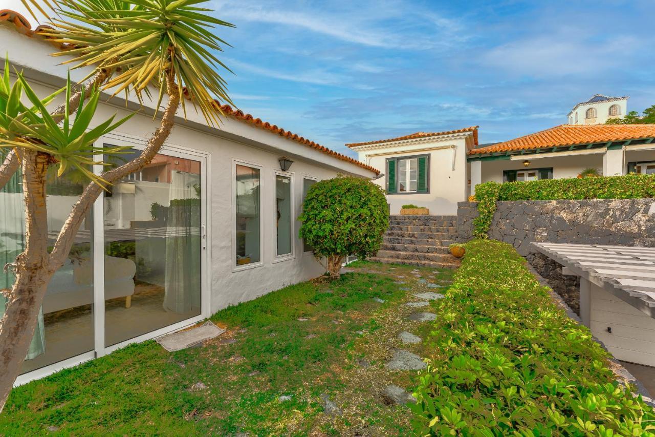 Charming With Private And Heated Pool Villa