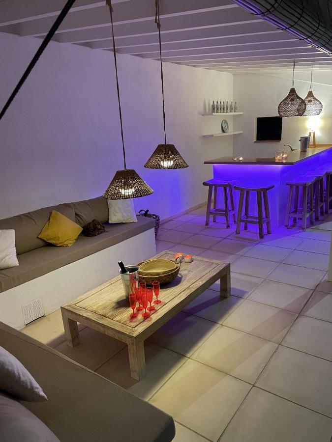 Villa Charming With Private And Heated Pool