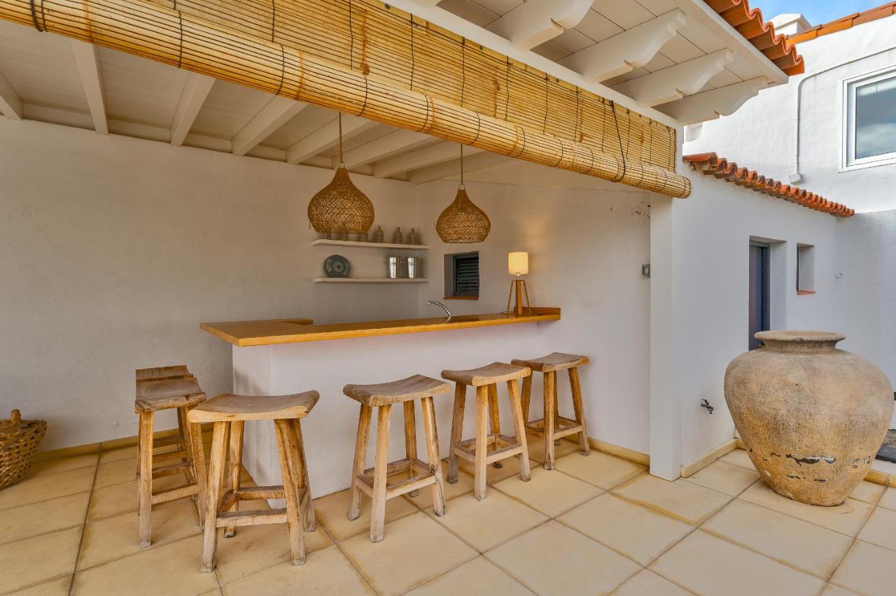 Charming With Private And Heated Pool *