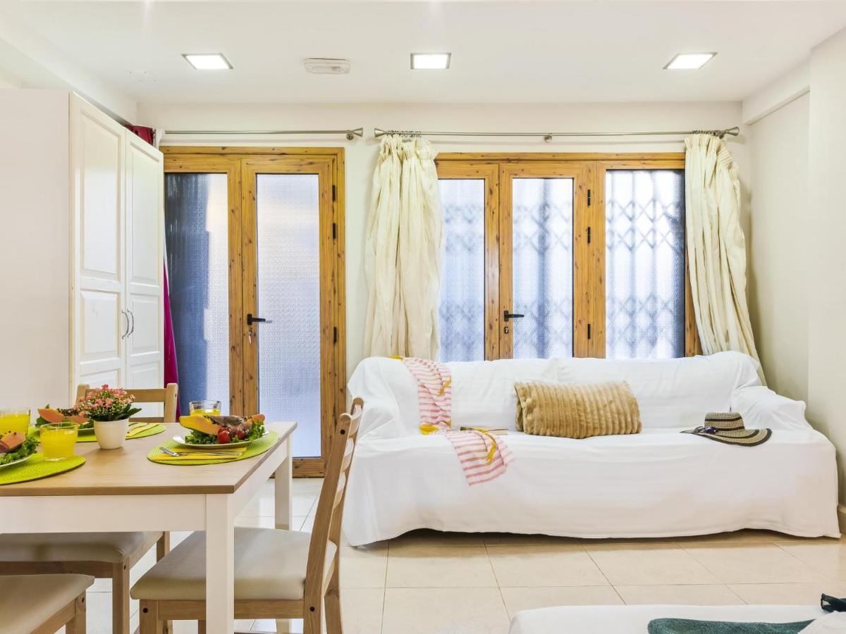 324 Pueblo Canario Modern Studio With Wifi * Playa Feñabe