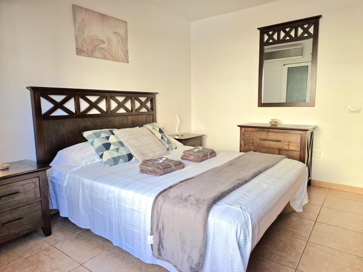 Spacious Chalet Next To The Sea - Airport Holiday home
