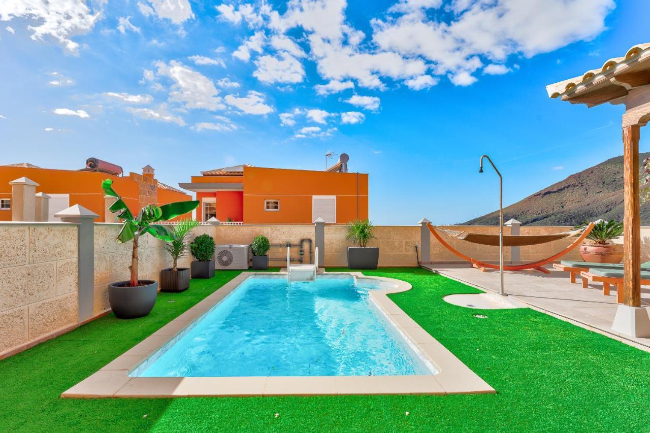 Luxury In Cristianos Villa
