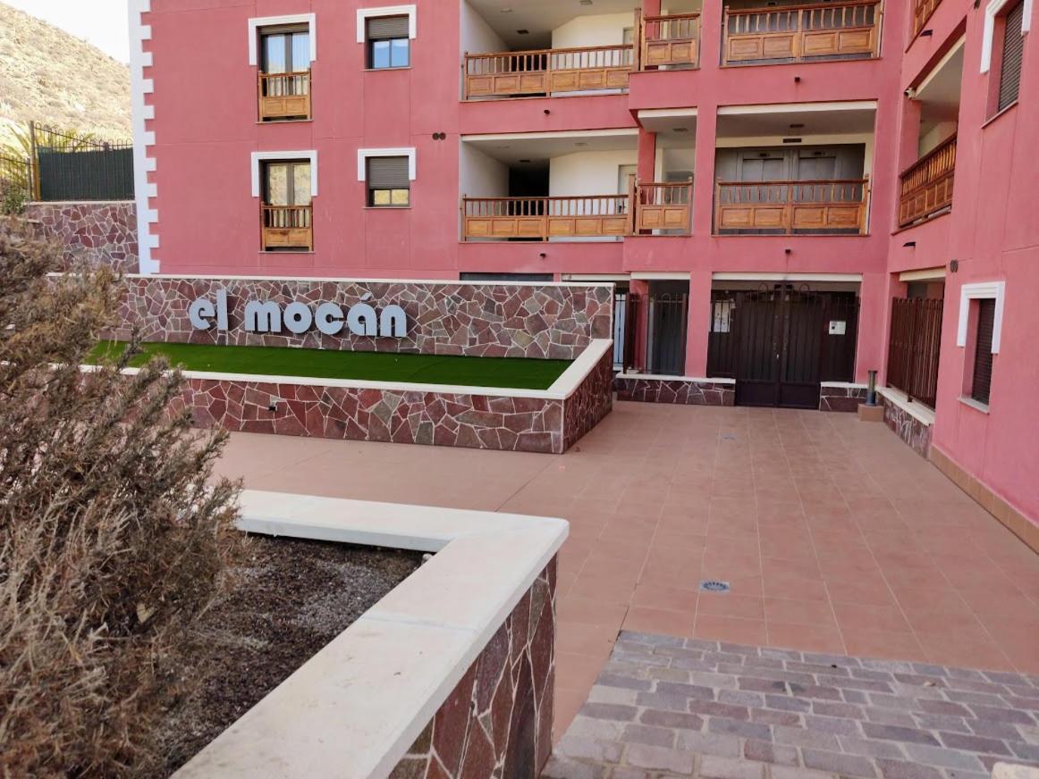 Luminoso Y Elegante, Piscinas Y Pistas De Padel Apartment *