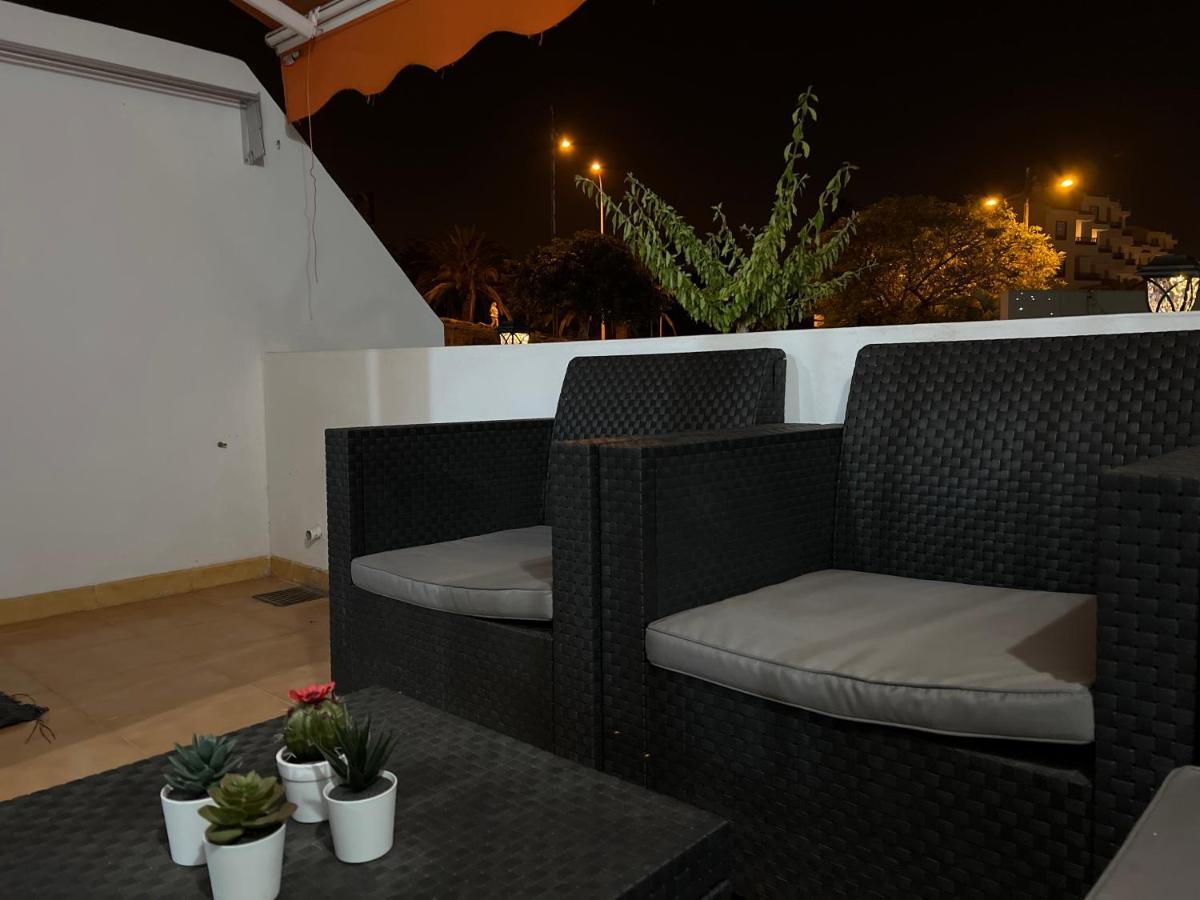 La Casita De La Piscina Apartment