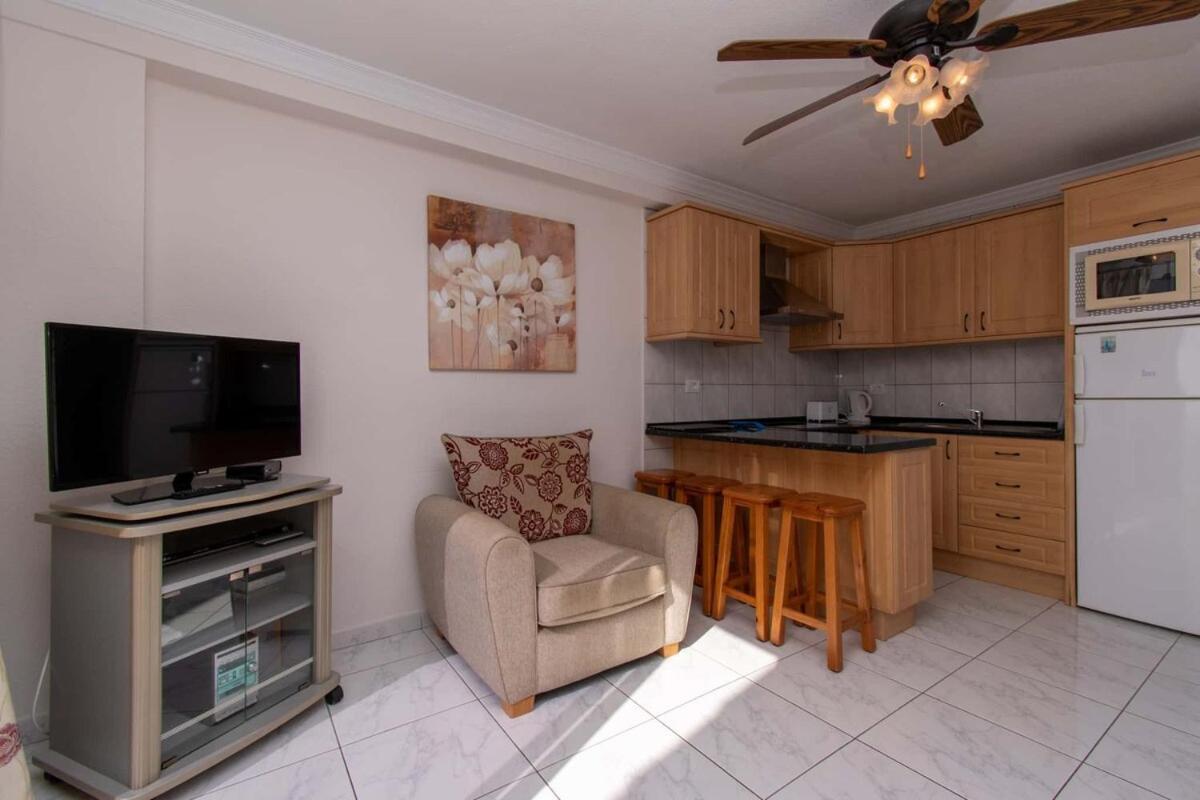 Los Diamantes 2 Bed Appartement Los Cristianos (Tenerife)