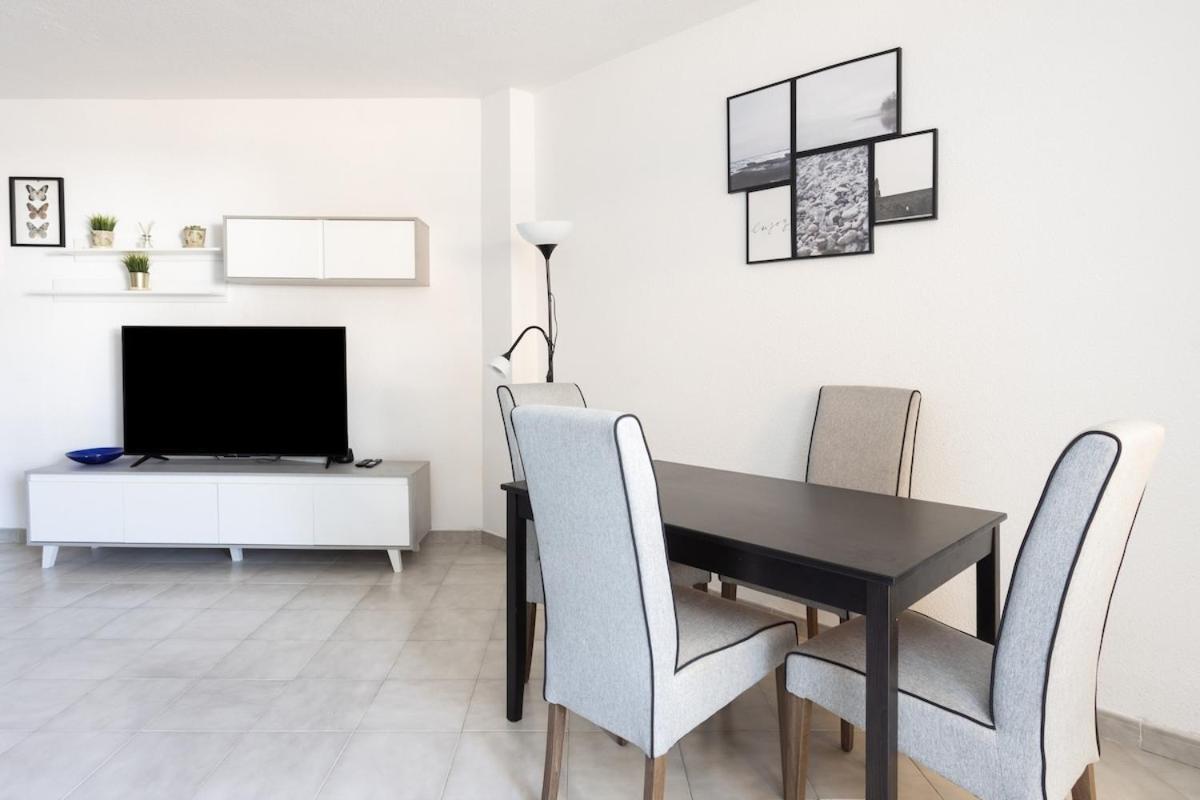 Eden Medano Seastar Ocean First Line Apartment *