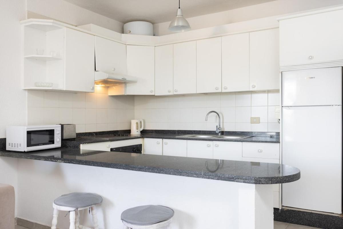 Eden Medano Seastar Ocean First Line Apartment *