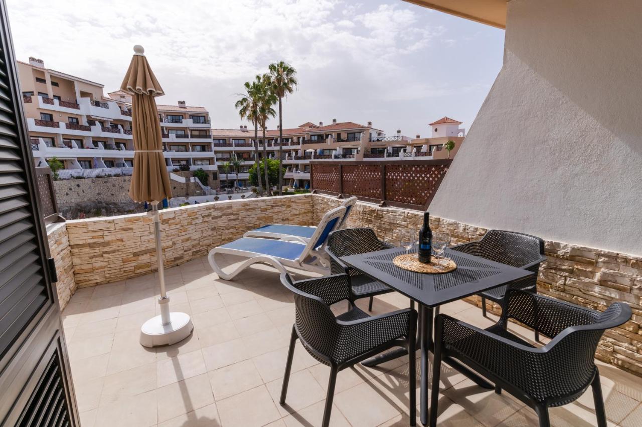 Oceanfront Tenerife South Albatros 145