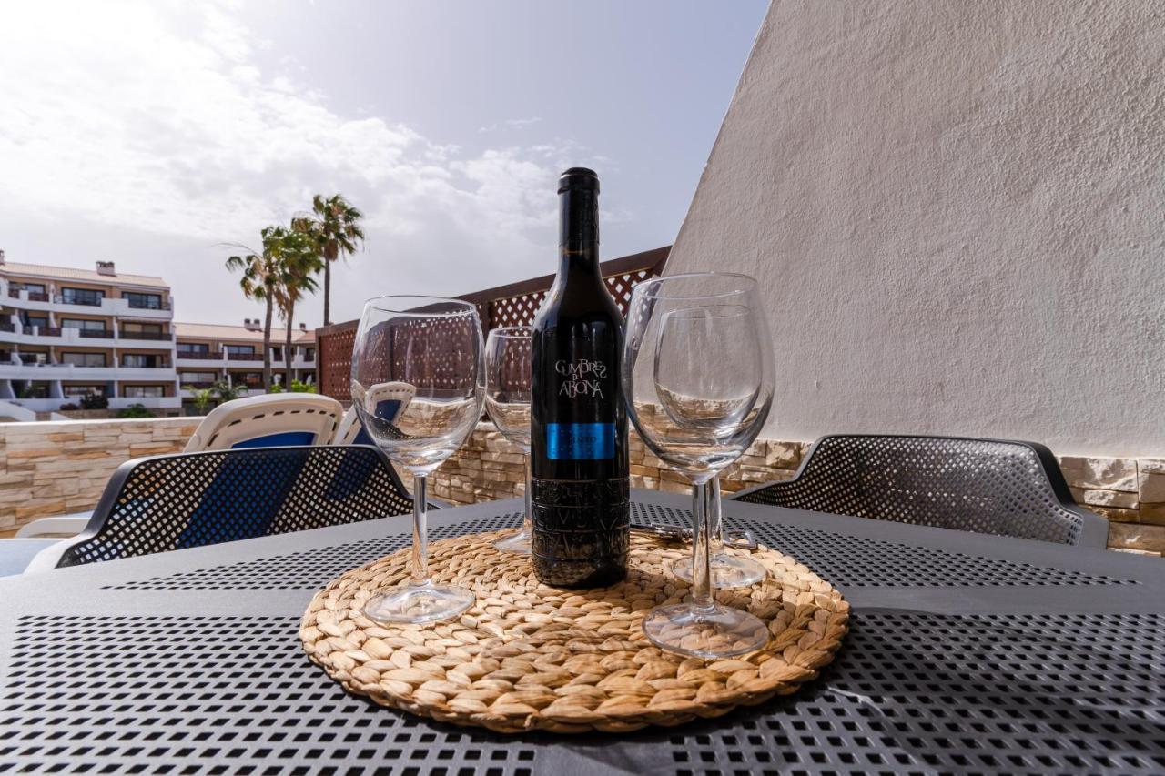 Oceanfront Tenerife South Albatros 145 Apartment
